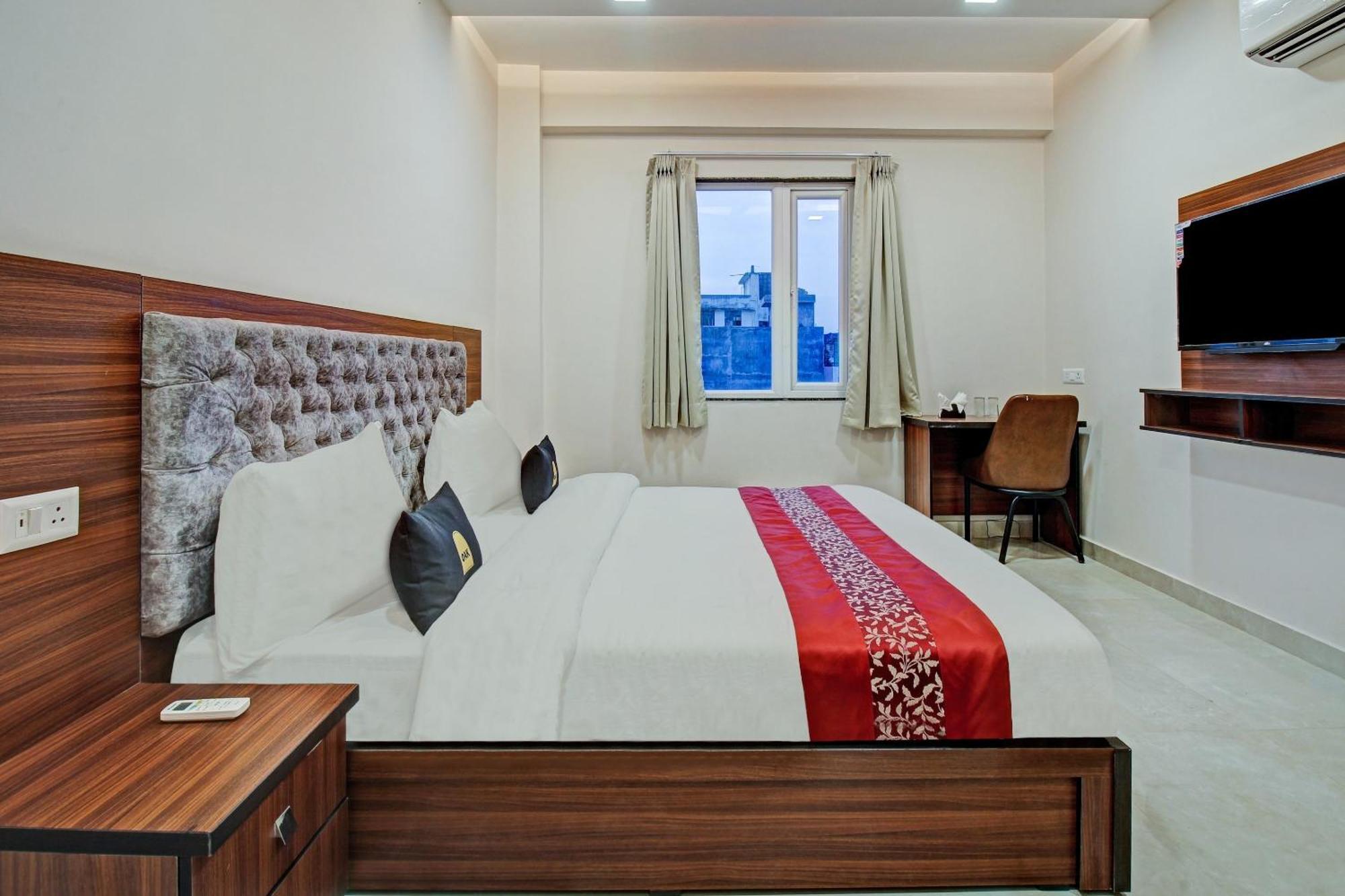 Townhouse Oak Vs Shivanya Lucknow Extérieur photo
