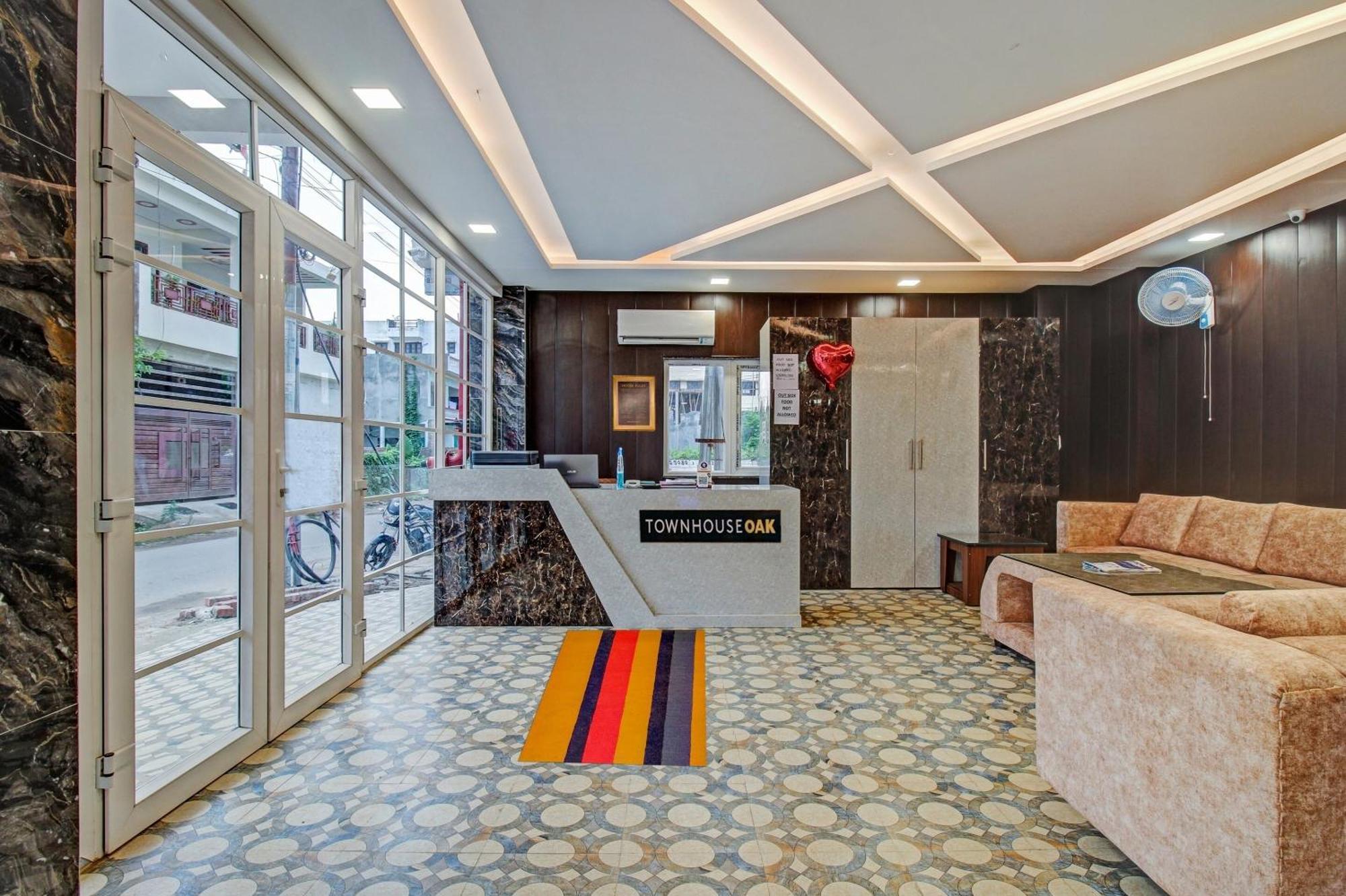 Townhouse Oak Vs Shivanya Lucknow Extérieur photo