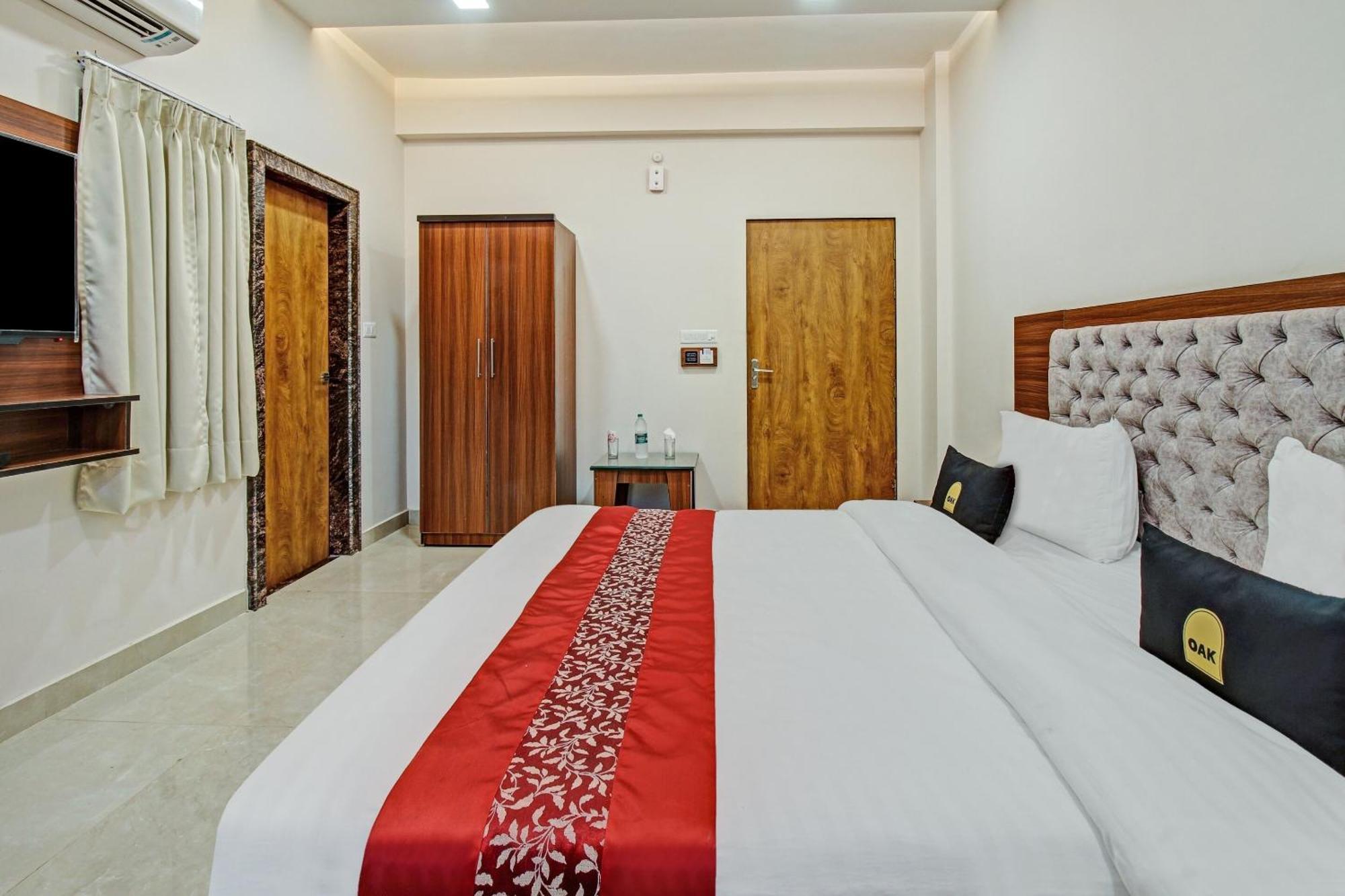 Townhouse Oak Vs Shivanya Lucknow Extérieur photo